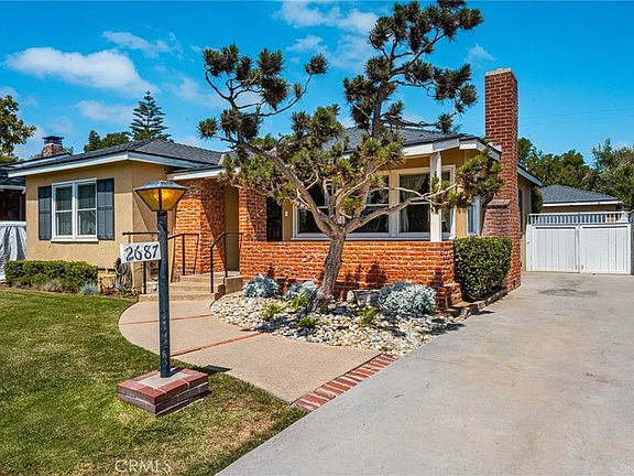 3rd image of 2687 Riverside Dr