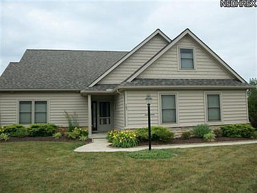 1st image of 105 Ferndale Dr