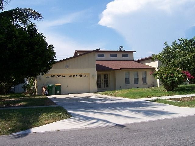 2nd image of 1111 Ridge St