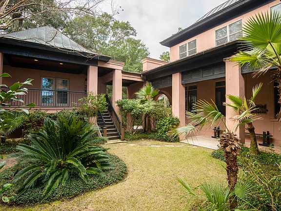 2nd image of 306 Ocean Oaks Ct