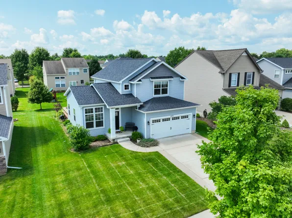 470 Hickory Bluff Ln, Chelsea, MI 48118