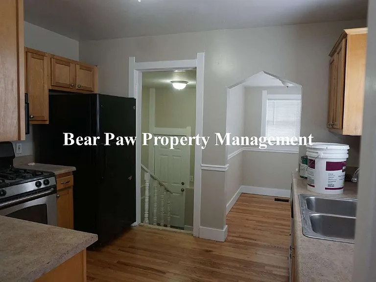 1390 Reed St — Photo 12