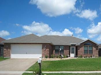 1st image of 2413 Wind Hollow Dr