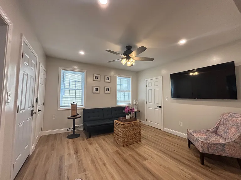 51 Lee Ave #1 — Photo 5
