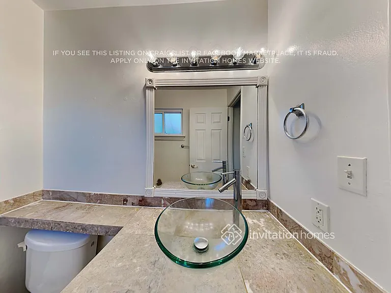 5884 Revelstok Dr — Photo 15