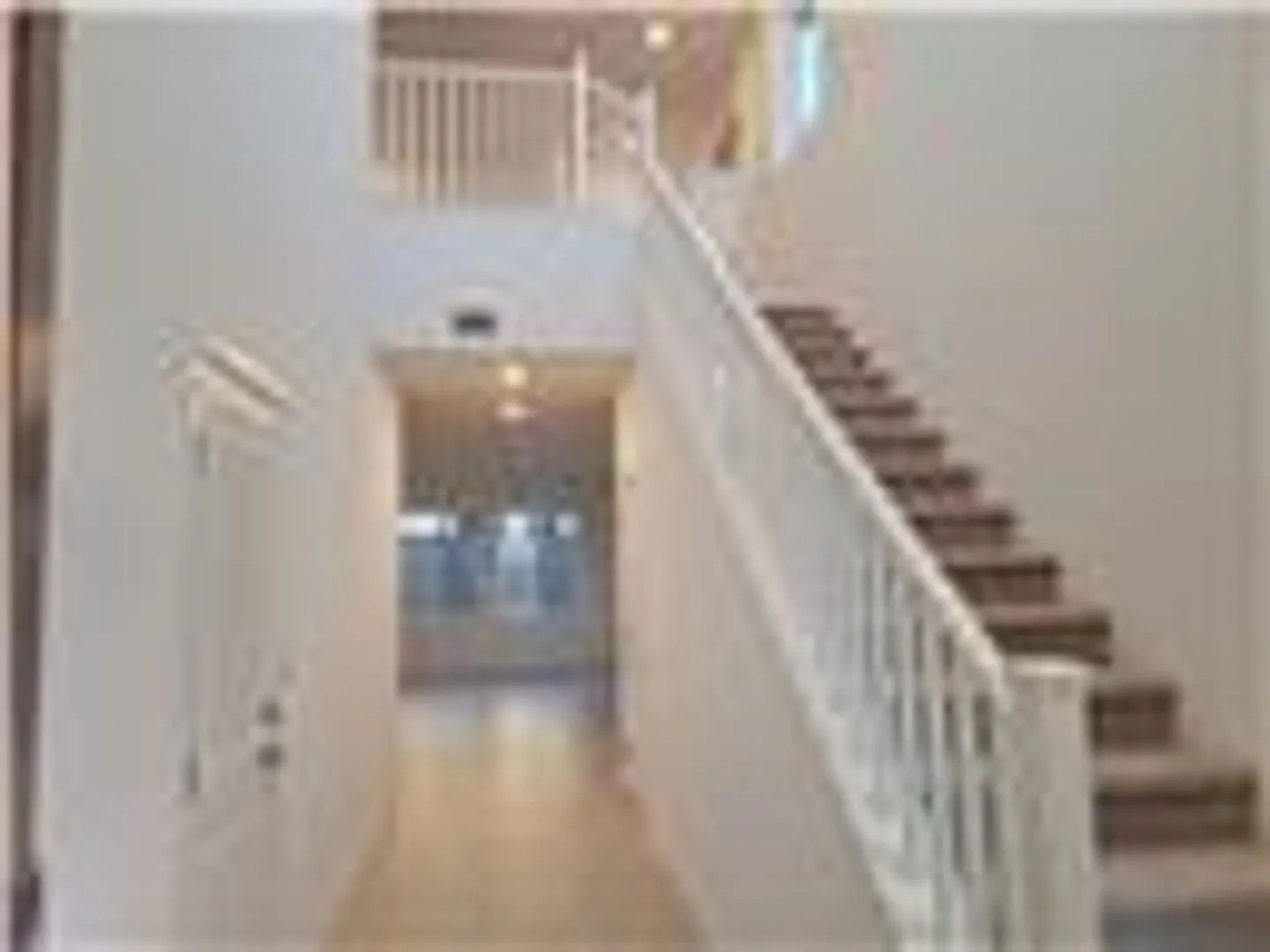 Beautiful 4 bedroom House — Photo 4