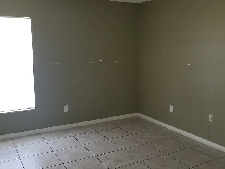 921 W Oak Ridge Rd #C — Photo 5