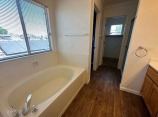 974 Losoya Dr, Woodland, CA 95776