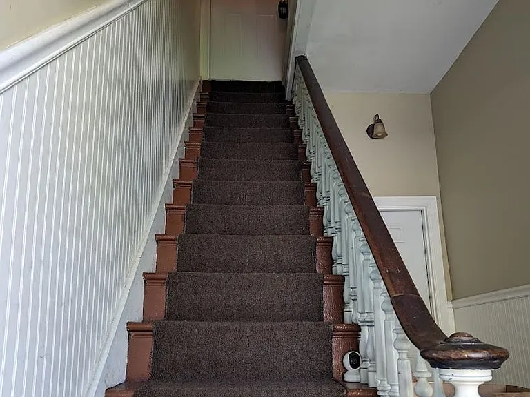626 Washington St — Photo 2