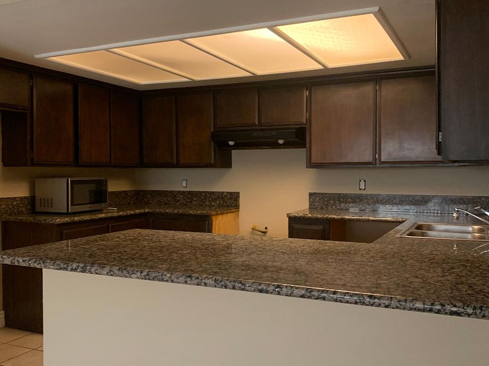 1st image of 1313 W Latham Ave #1313