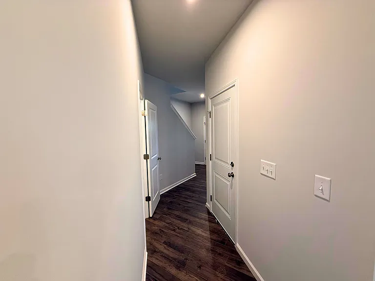 144 Gervais Cir — Photo 5
