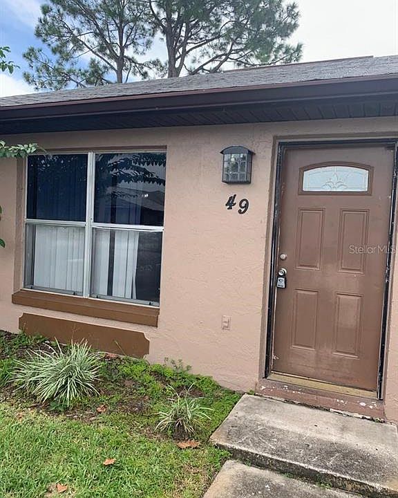 1st image of 49 Las Brisas Ct