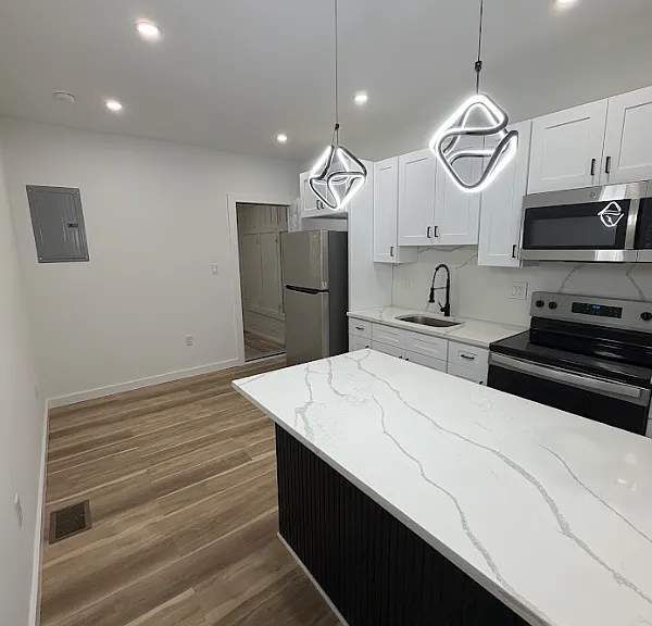 6112 Walnut St #1 — Photo 1