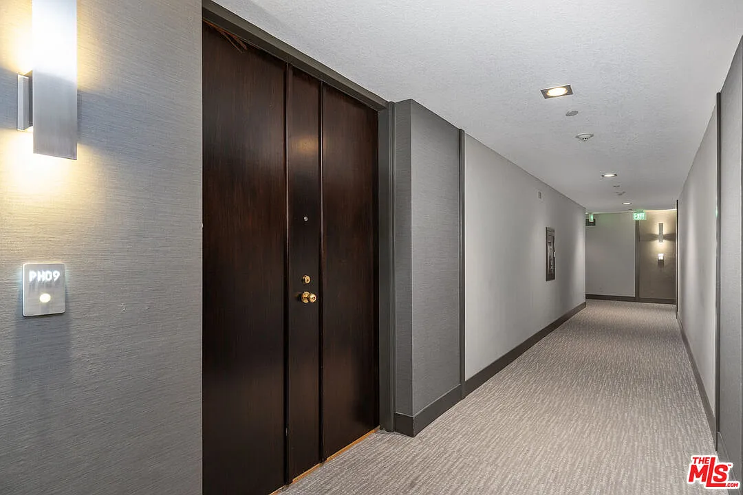 2 bed, 2.0 bath, 1532 sqft, $6,995 — Photo 4