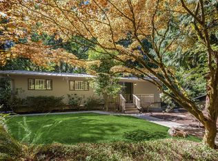 5211 W Mercer Pl, Mercer Island, WA 98040