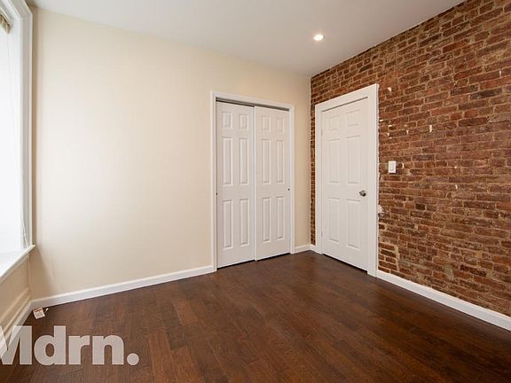 2nd image of 719 W 180th St APT 3