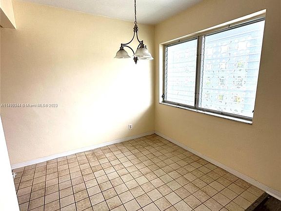 3rd image of 2000 NE 51st Ct APT 102