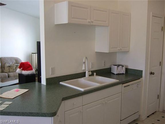 4th image of 1629 NW 3rd Pl