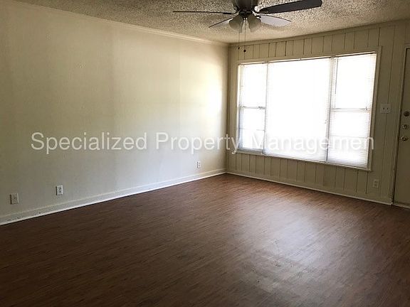 3rd image of 5928 Malvey Ave