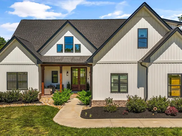 8233 Tazewell Pike, Corryton, TN 37721