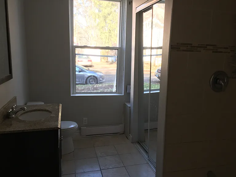 15 Peel St #2 — Photo 12