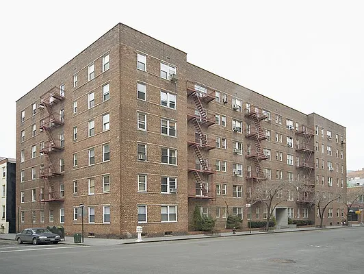 Rented by Metropolitan Equities | media 19