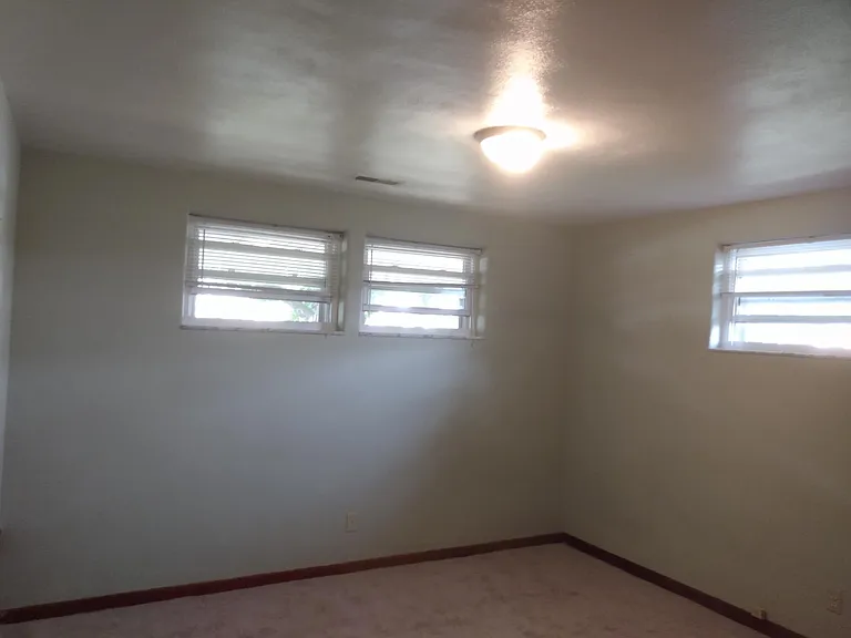 6044 Donnybrook Dr — Photo 6