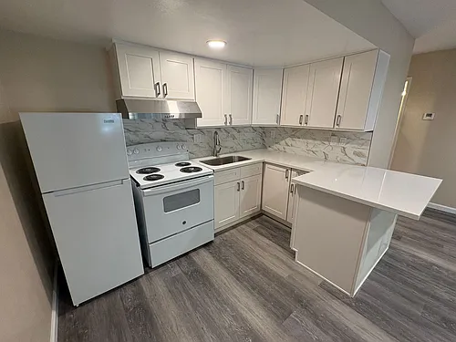 Stanford Garden Apartments Photo 1