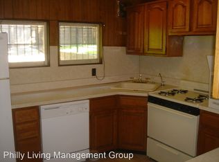 2913 Ogden St, Philadelphia, PA 19130