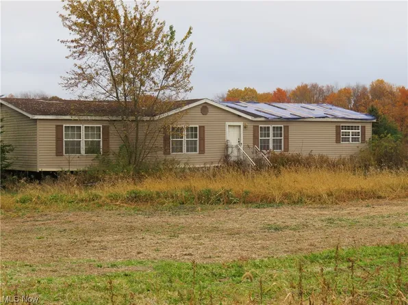 2016 Jasmine Rd NW, Carrollton, OH 44615