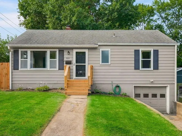 319 E 82nd St, Kansas City, MO 64114