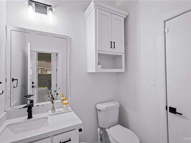 1615 Lago Delton — Photo 15