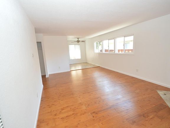 4th image of 45 Schuyler Ave