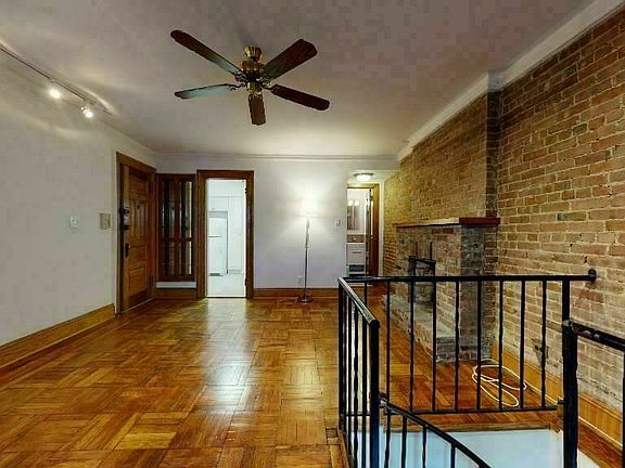 4th image of 5 W 75th St #1F