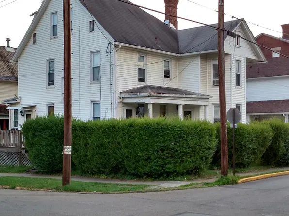 332 Franklin St, Butler, PA 16001