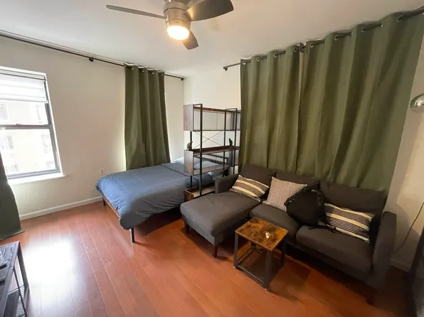 519 West 48th Street 12 image 2 of 4