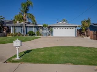 3209 Sterling Rd, Bakersfield, CA 93306