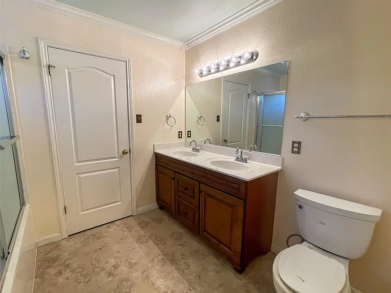 3906 Haleys Way — Photo 17