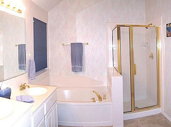 3rd image of 4510 Kensington Ct