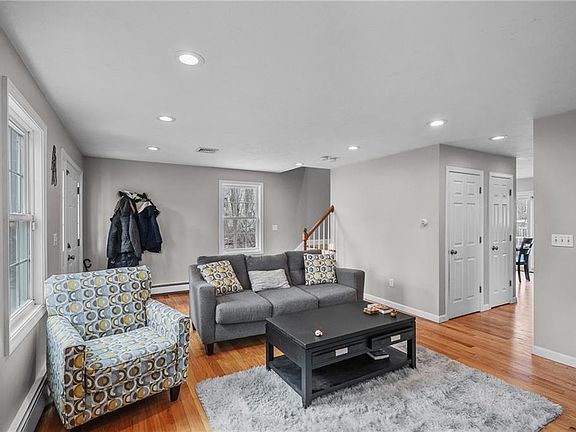 5th image of 79 Coral Rd