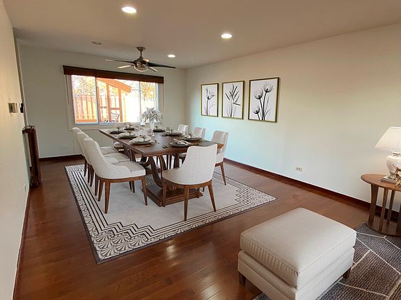 3rd image of 1042 Park Crest Dr