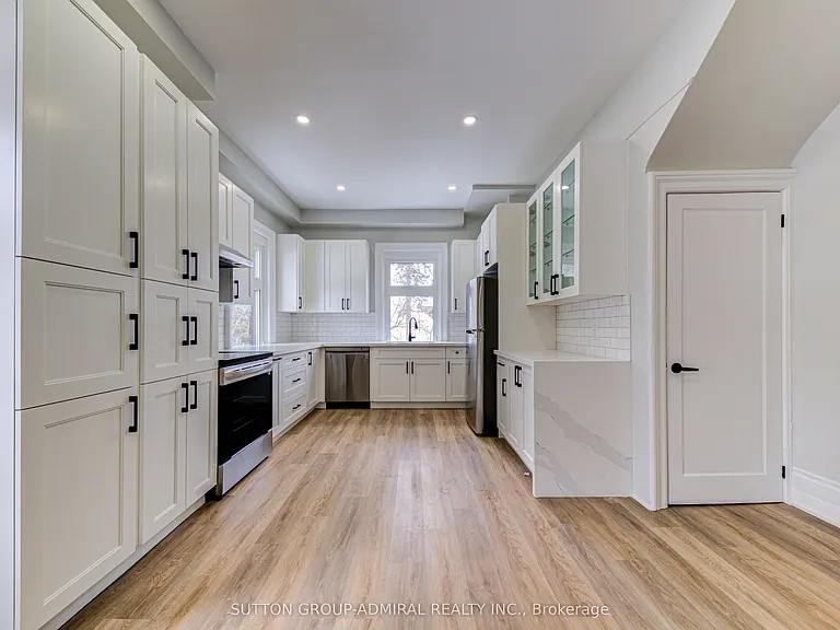 167 Collier St #3 — Photo 9