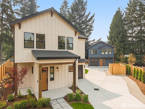 2nd image of 13629 103rd Avenue NE