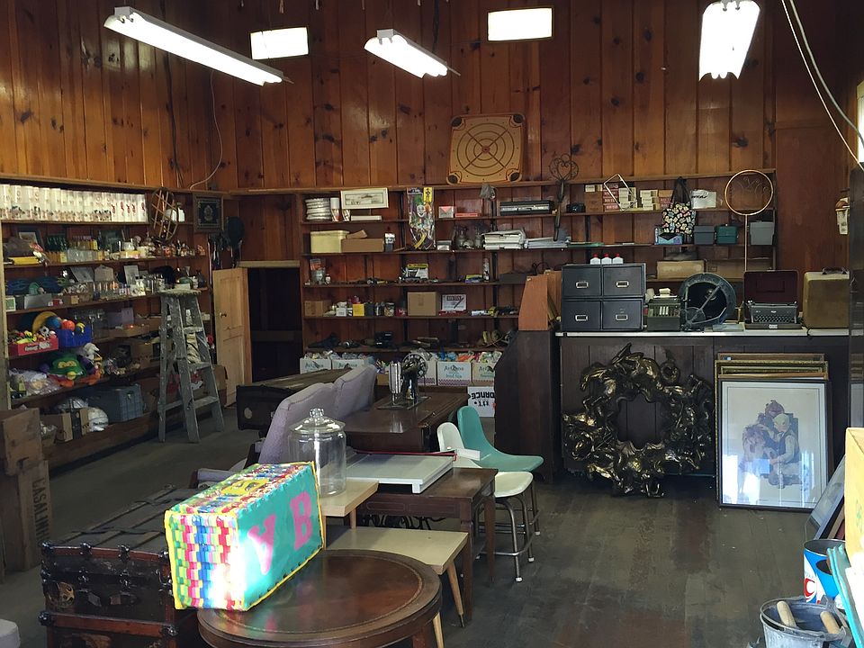 2nd image of 5833 Central Ave