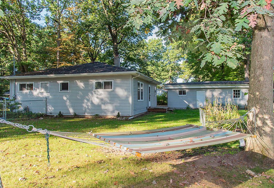 1811 Vickery Rd Portage Mi 49002 Zillow