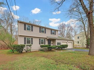 5 Montgomery Dr, Framingham, MA 01701