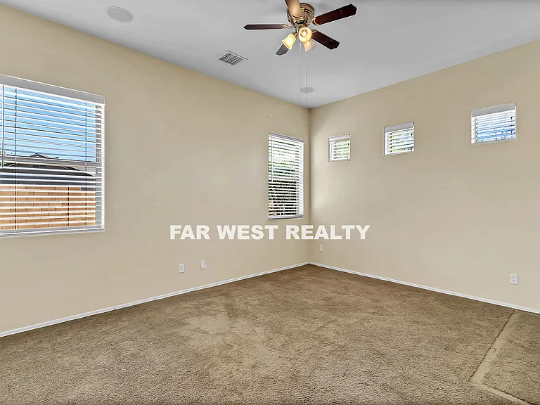 6728 E Voltaire Dr — Photo 11
