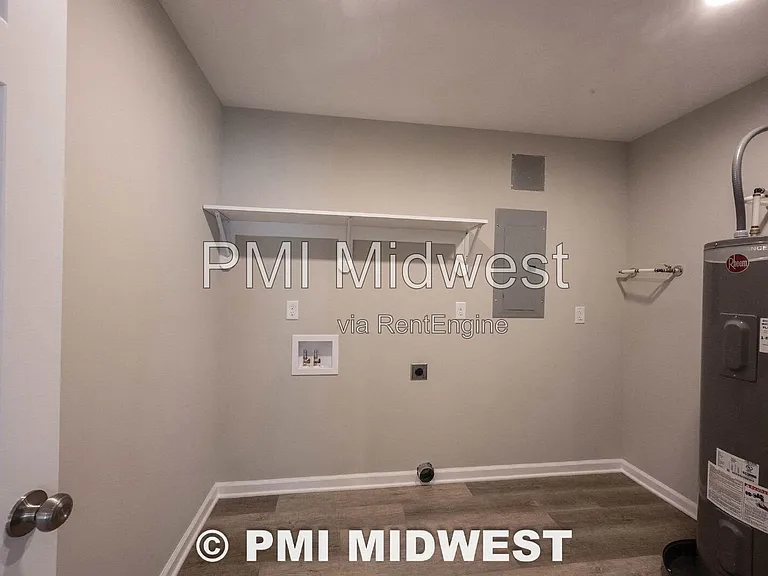 420 S Hamilton Ave #A — Photo 8