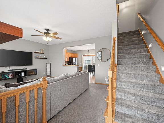 4th image of 11339 Davenport Cir NE Unit D