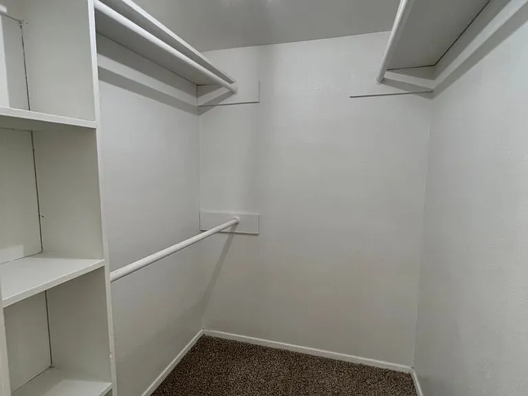 Cypresswood Crossing Apartments — Photo 21